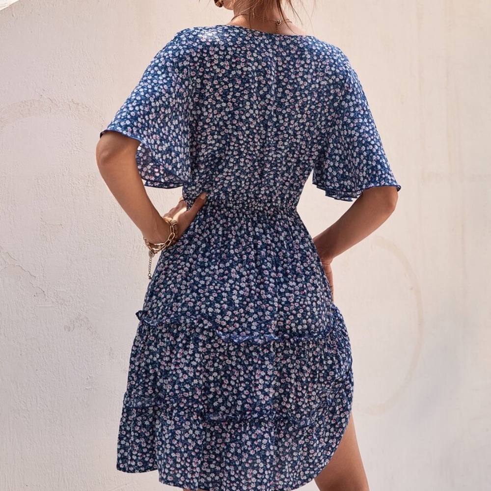 Boho Ditsy Floral Butterfly Sleeve Mini Dress - Picture 9 of 10